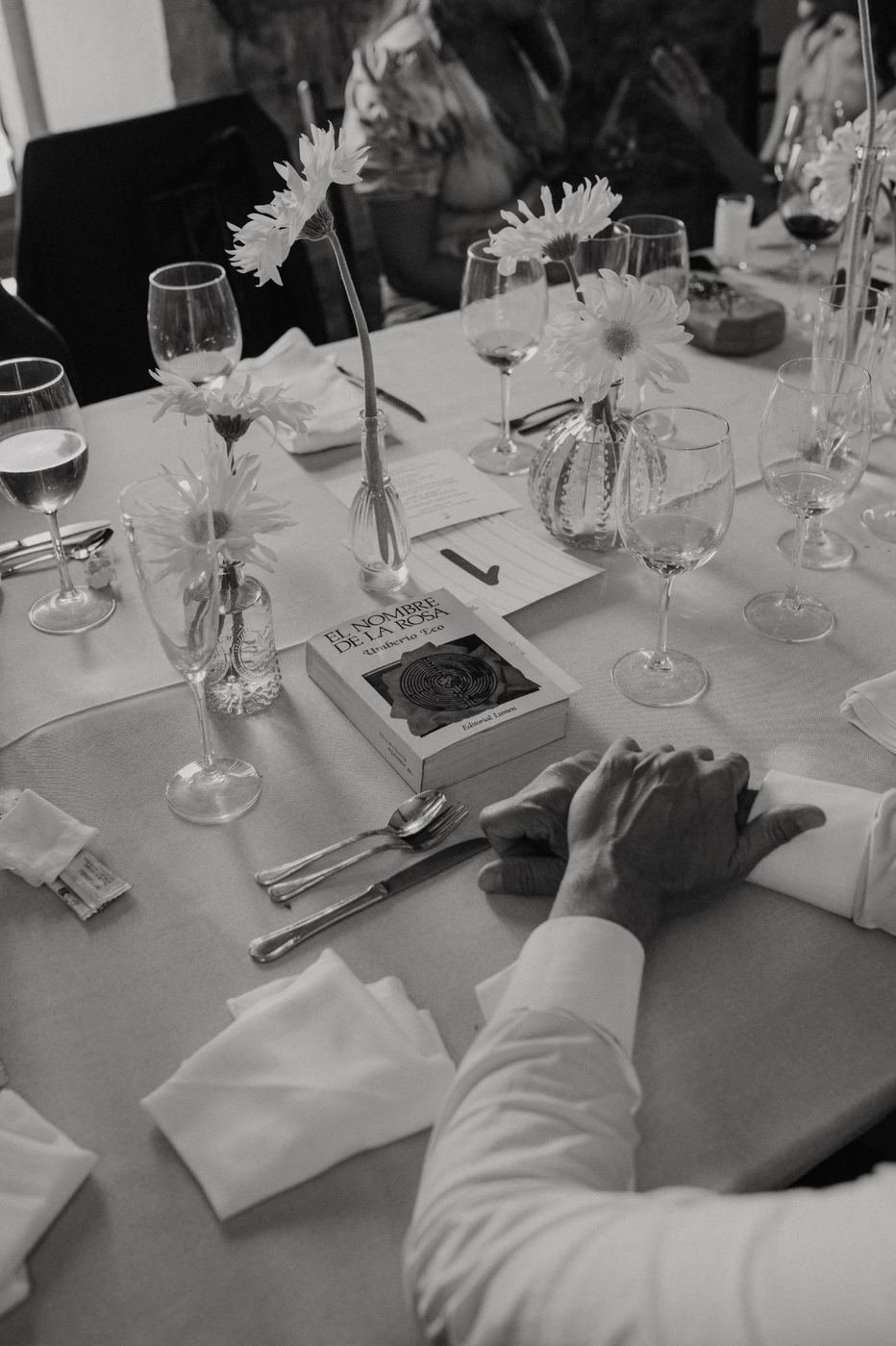 El nombre de la rosa, libro elegido como detalle de boda